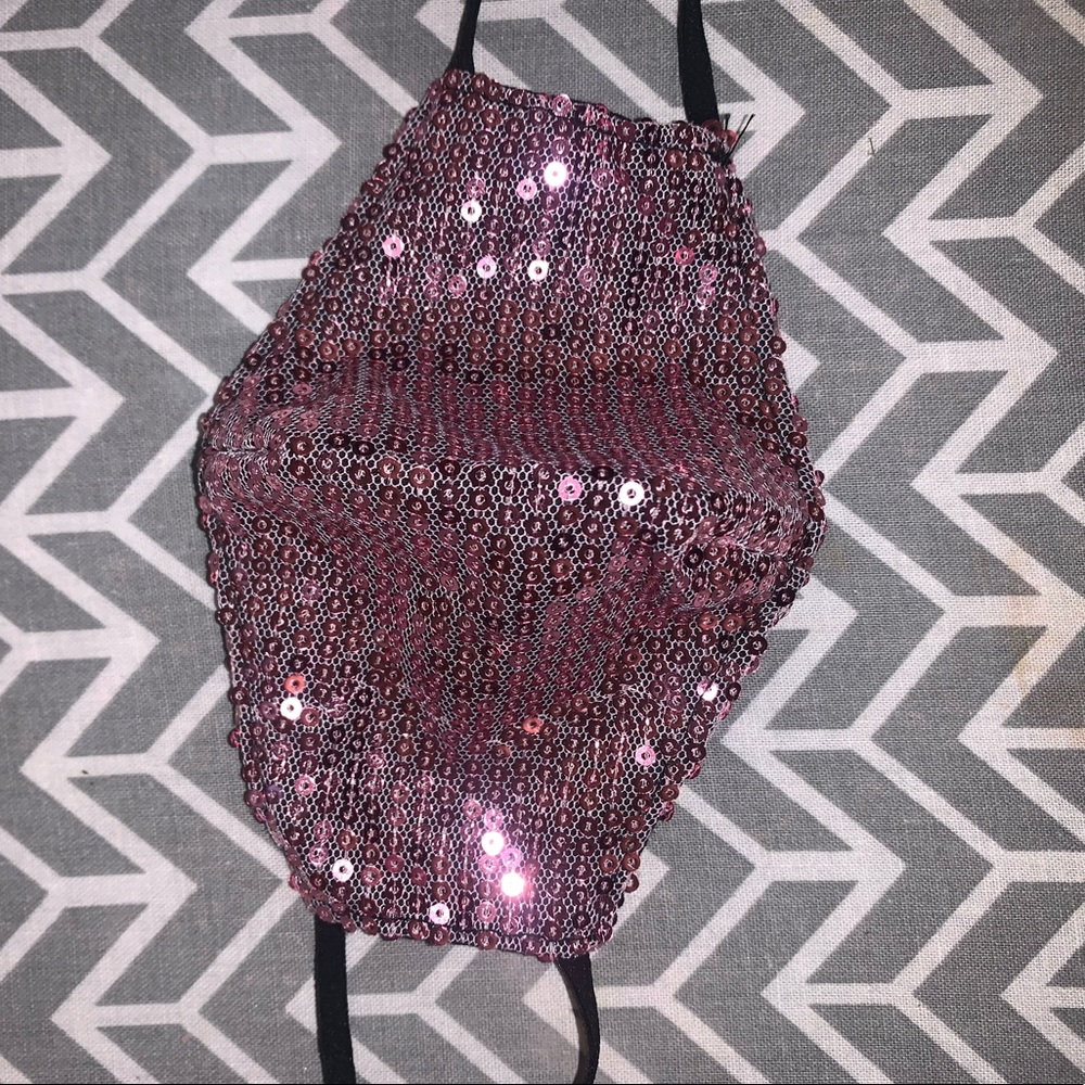 CHILD SPARKLY FACE MASK NEVER BEEN WORN